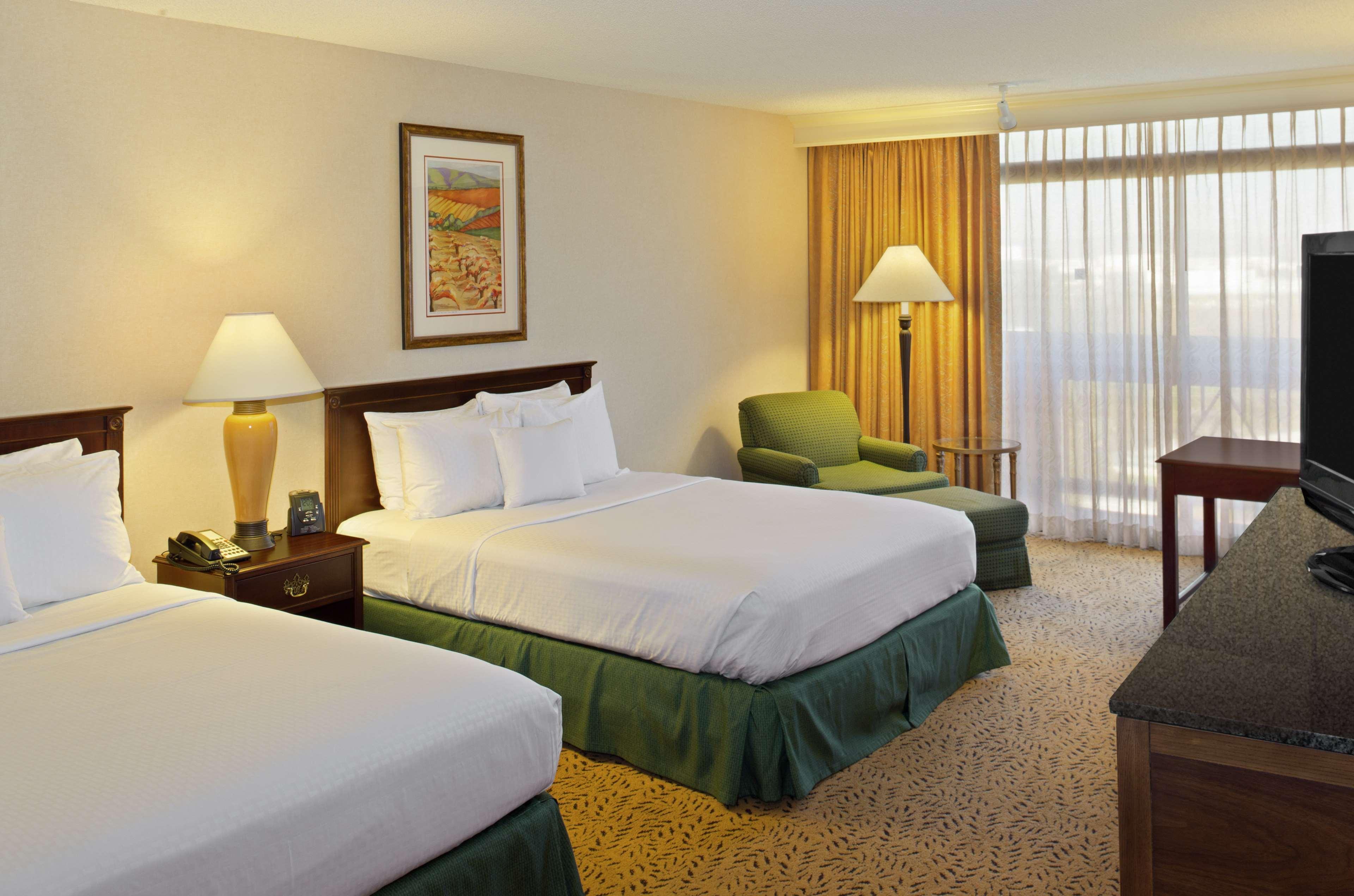 Doubletree By Hilton San Jose Hotel Bilik gambar