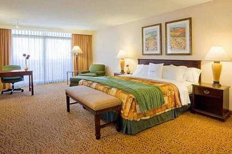 Doubletree By Hilton San Jose Hotel Bilik gambar